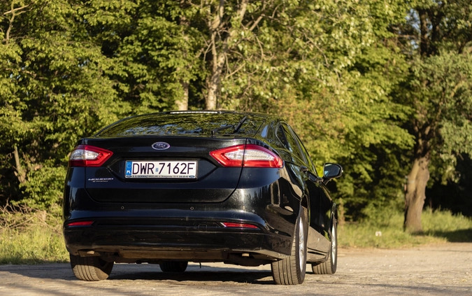 Ford Mondeo cena 54900 przebieg: 178600, rok produkcji 2015 z Wrocław małe 704